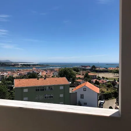Apartamento Viana Апартаменты *